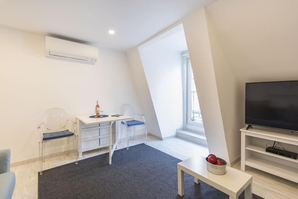 Duplex In Principe Real Apartment Lisbon Exterior photo
